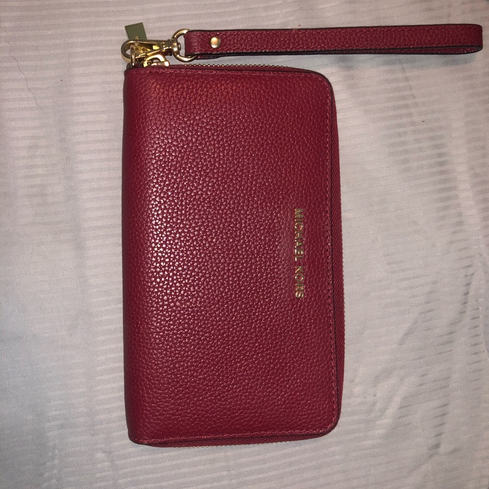Michael kors wallet